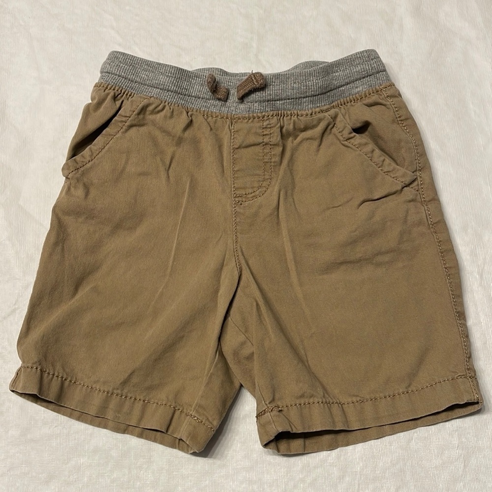 Jumping bean boys shorts size 4T